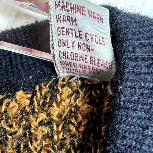 Vintage Karen Scott Boucle Knit Cardigan Sweaater Golden Yellow Black Buttons - Picture 5 of 6
